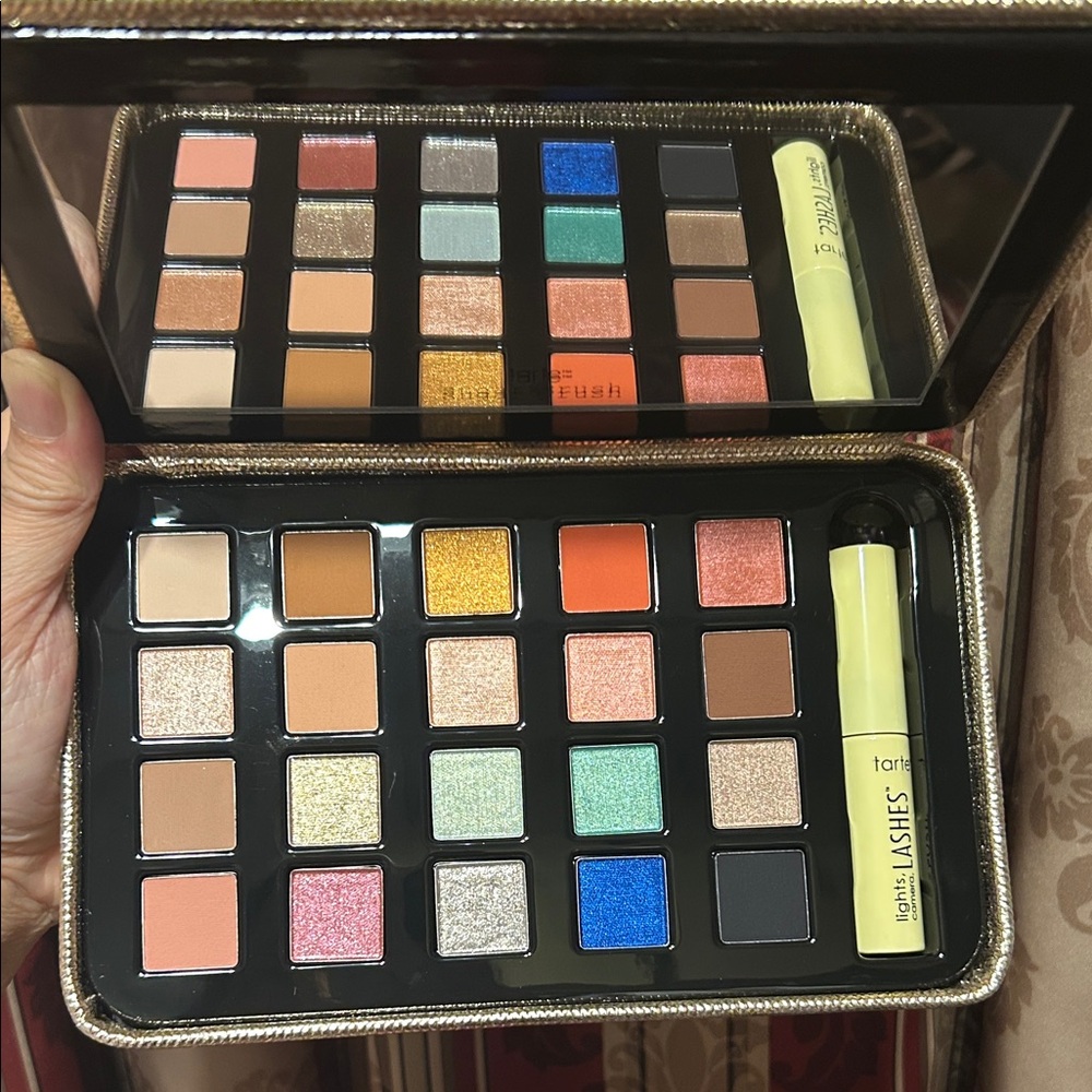 Tarte Sweet Tarte Eye Candy Palette with Mascara and 2 Brush Application 🎁💕 - Picture 6 of 6